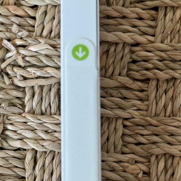 GREAT GIFT: *NEW* *UNOPENED BOX* Apple Watch Sport Band - Picture 6 of 7